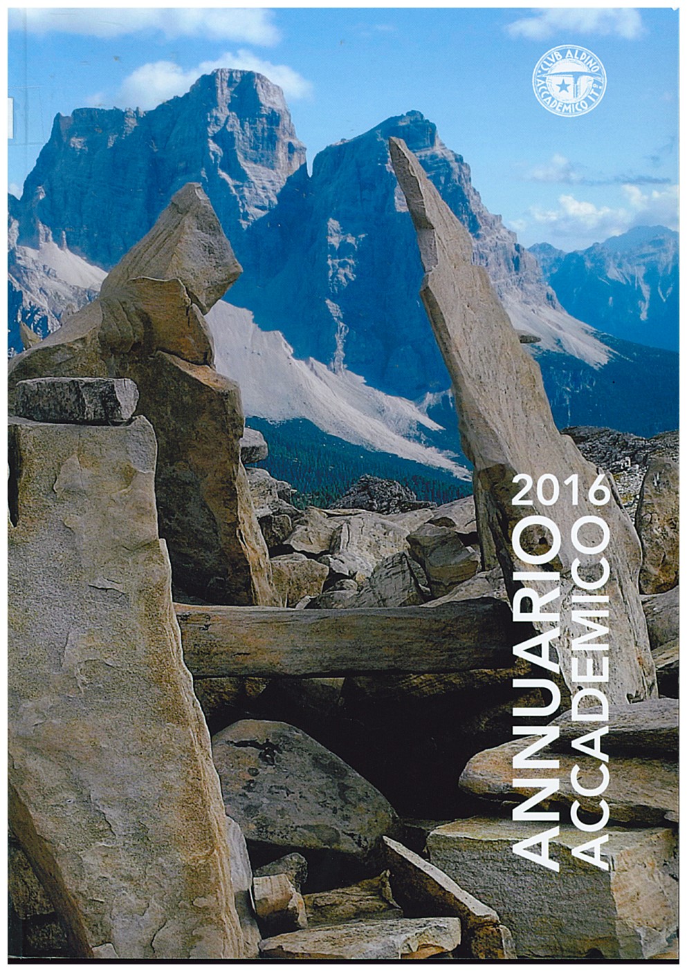 Copertina di Club Alpino Accademico Italiano (Annuario 2016)
