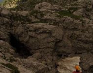 Grigna-ingresso grotta Infermi nel ghiaccio (foto Luana Aimar)